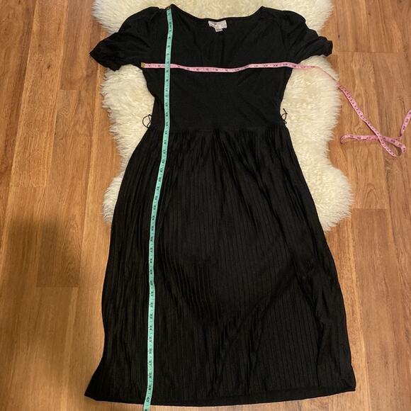 LOFT Black Midi Dress Pleated Skirt w/ Belt Sz 2 Polyester Stretch V-neck - Picture 12 of 13